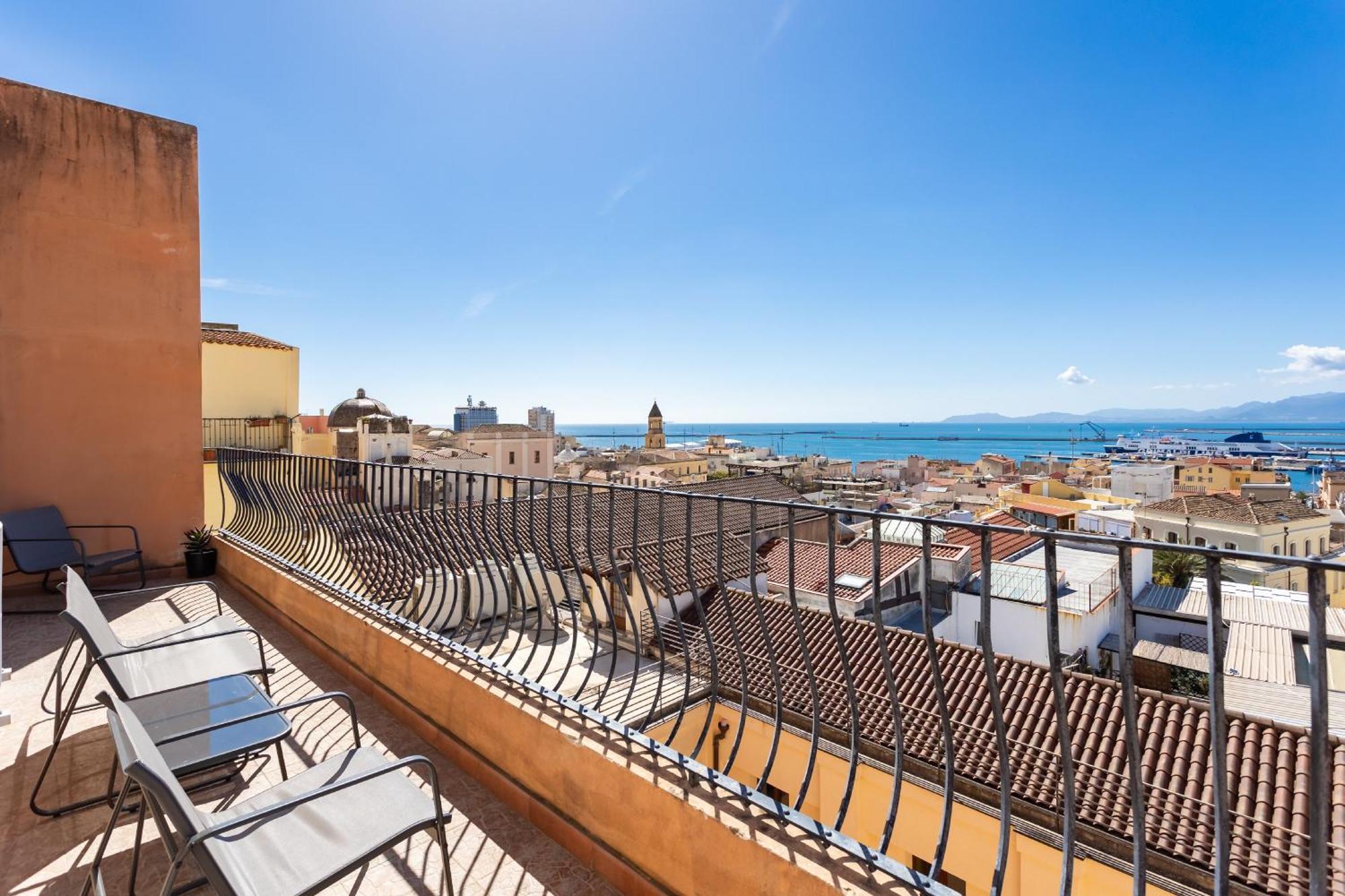 La Dolce Vita Cagliari Kültér fotó