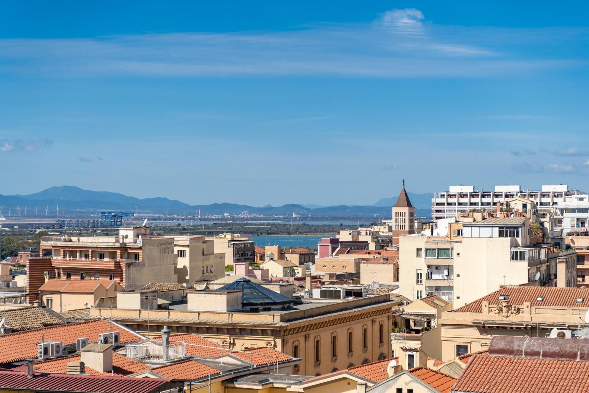 La Dolce Vita Cagliari Kültér fotó